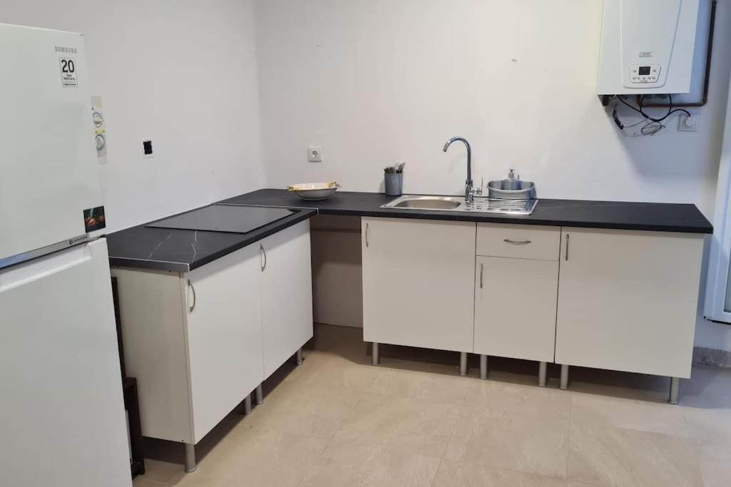 Appartamento Apartamento Centrico Pontevedra Esterno foto